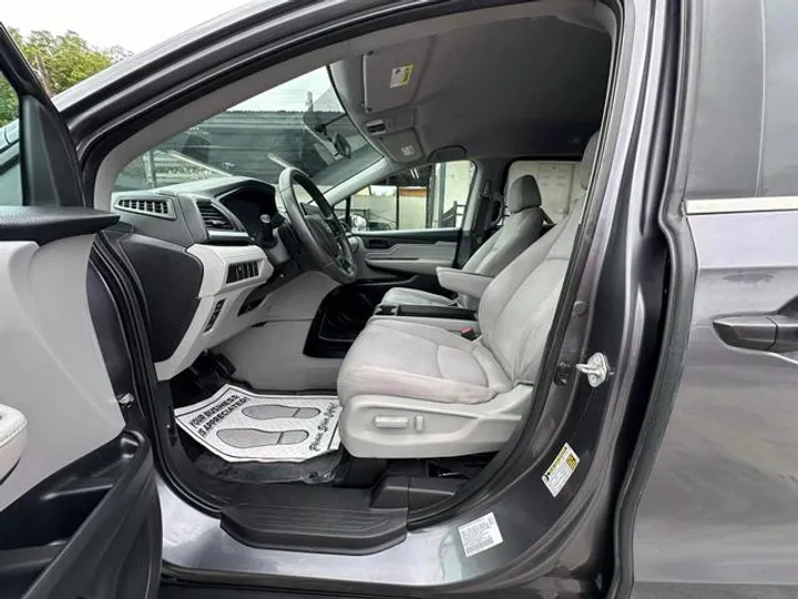 GRAY, 2018 HONDA ODYSSEY Image 9