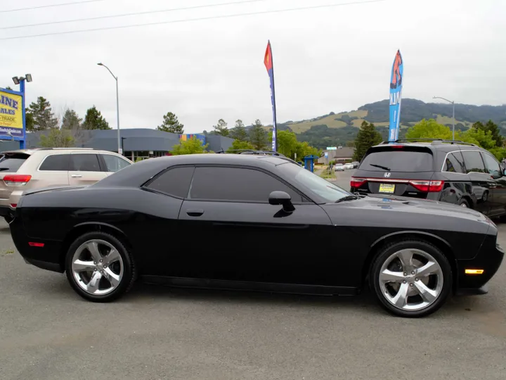 BLACK, 2014 DODGE CHALLENGER Image 2