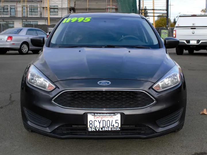 GRAY, 2018 FORD FOCUS Image 9