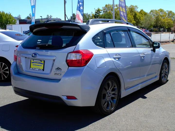 SILVER, 2016 SUBARU IMPREZA Image 3