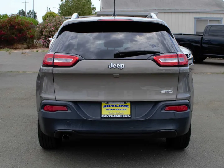 BROWN, 2016 JEEP CHEROKEE Image 4