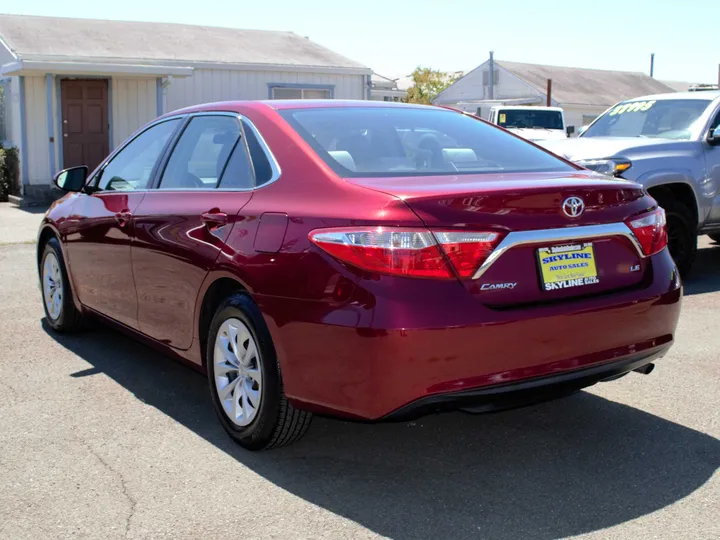 RED, 2017 TOYOTA CAMRY Image 6