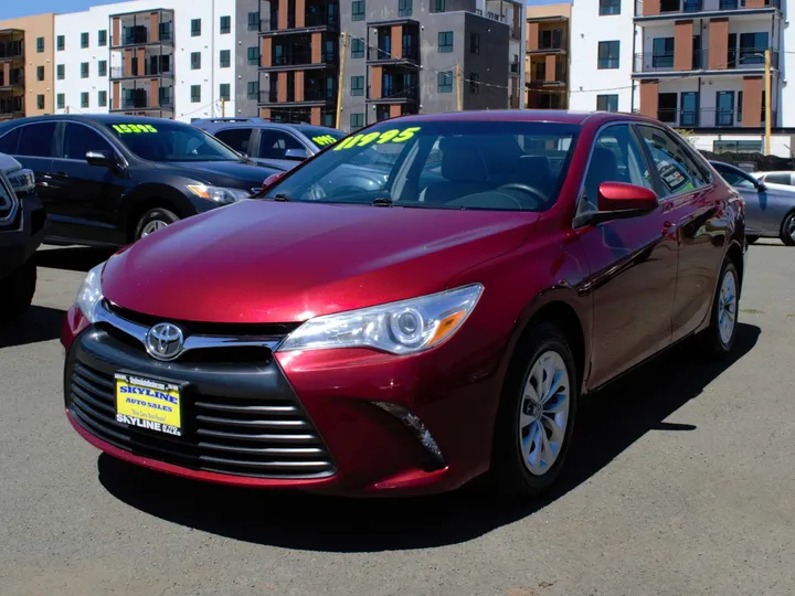 RED, 2017 TOYOTA CAMRY Image 8