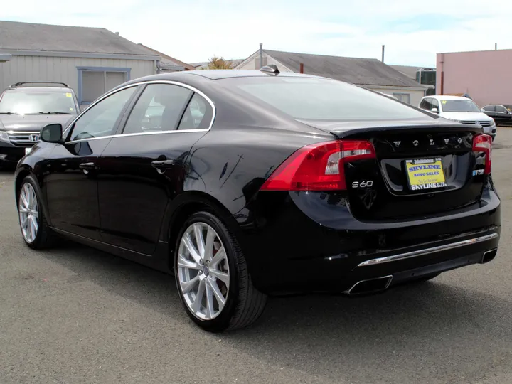 BLACK, 2016 VOLVO S60 Image 6