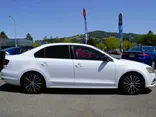 WHITE, 2016 VOLKSWAGEN JETTA Thumnail Image 2