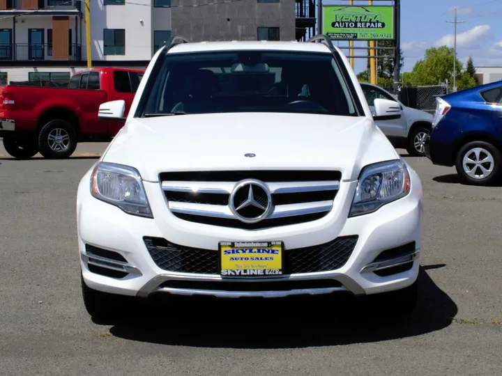 WHITE, 2015 MERCEDES-BENZ GLK-CLASS Image 9