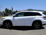 WHITE, 2016 TOYOTA HIGHLANDER Thumnail Image 9