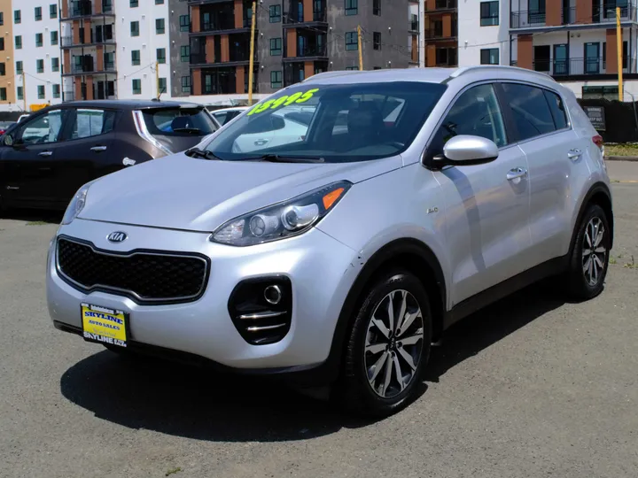 SILVER, 2017 KIA SPORTAGE Image 8