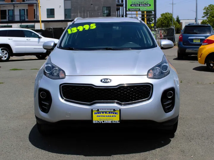 SILVER, 2017 KIA SPORTAGE Image 9