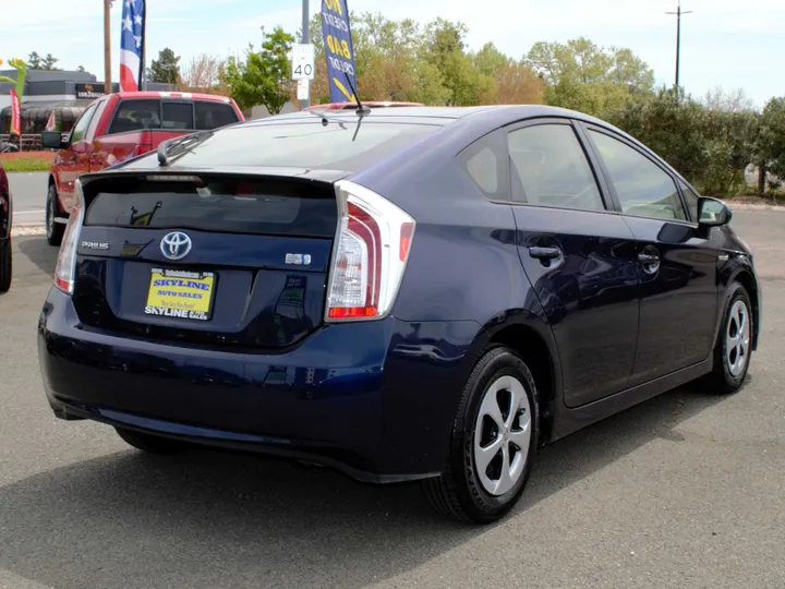 BLUE, 2013 TOYOTA PRIUS Image 3