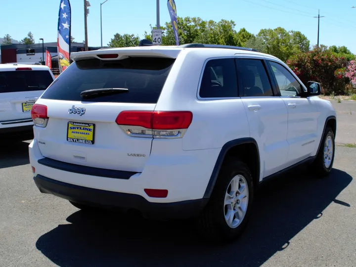 WHITE, 2015 JEEP GRAND CHEROKEE Image 3