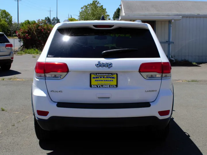 WHITE, 2015 JEEP GRAND CHEROKEE Image 4