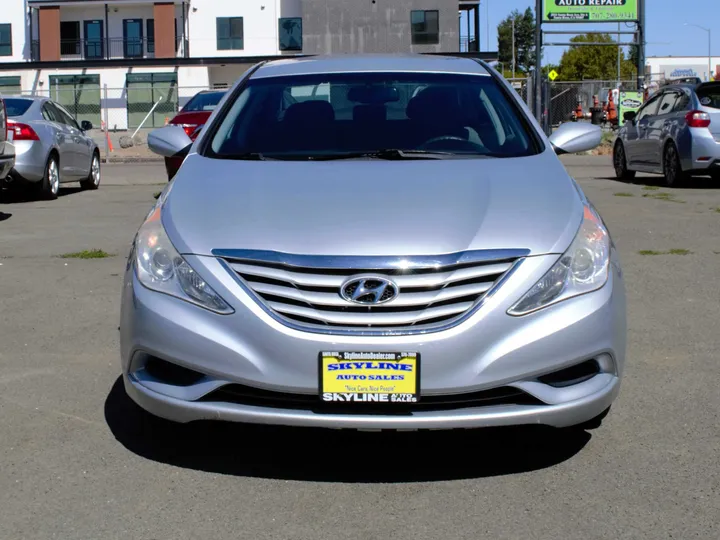 SILVER, 2013 HYUNDAI SONATA Image 8