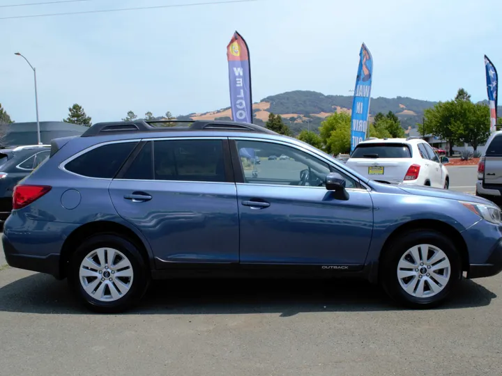 BLUE, 2018 SUBARU OUTBACK Image 2