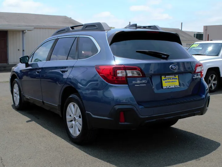 BLUE, 2018 SUBARU OUTBACK Image 6