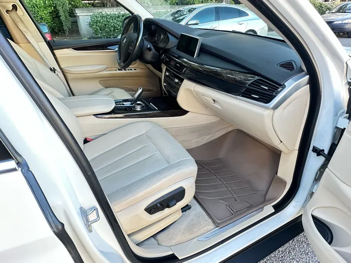 2014 BMW X5 Image 8