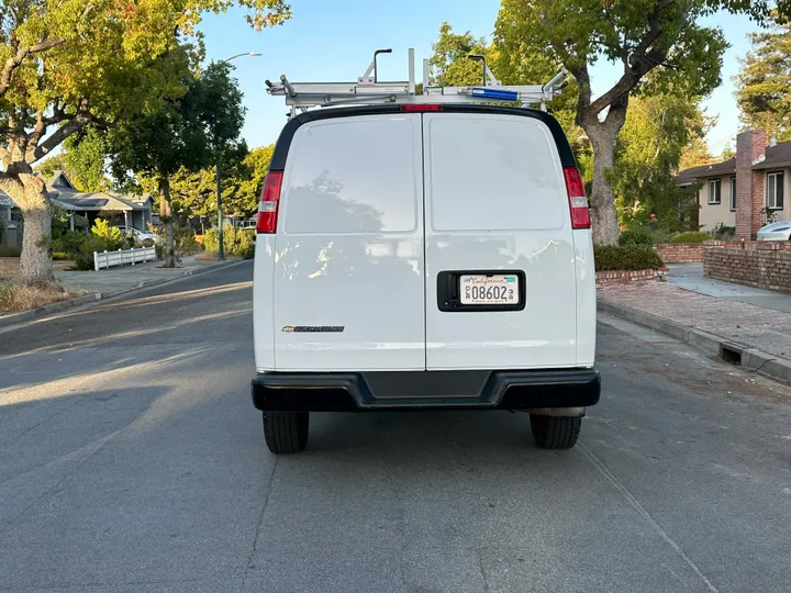 2019 CHEVROLET EXPRESS 2500 CARGO Image 5