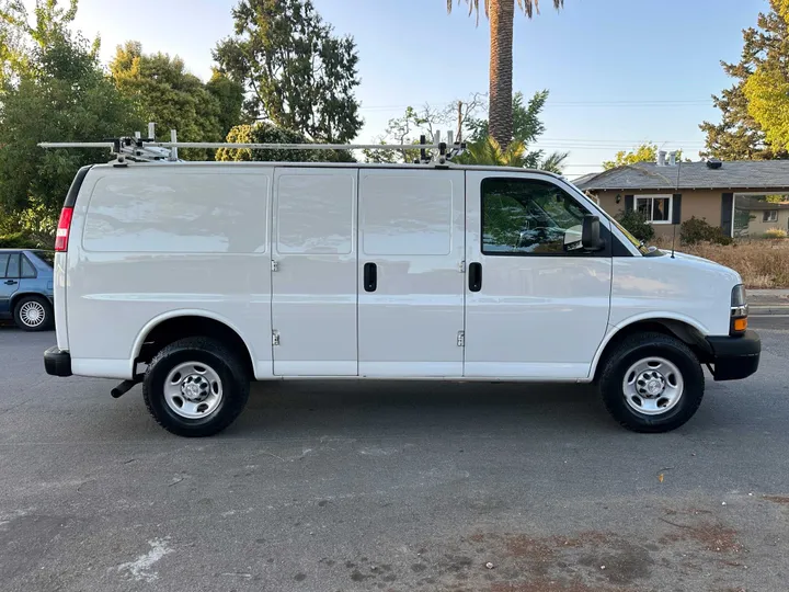 2019 CHEVROLET EXPRESS 2500 CARGO Image 8