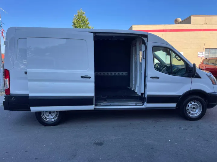 2019 FORD TRANSIT 350 VAN Image 11
