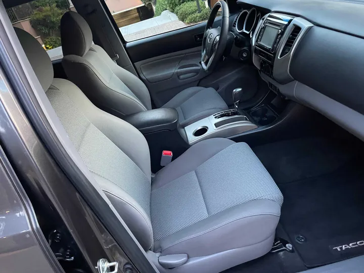 2015 TOYOTA TACOMA DOUBLE CAB Image 14