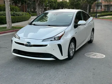 2021 TOYOTA PRIUS Image 