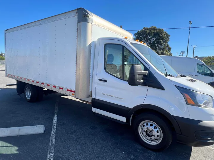2020 FORD TRANSIT CAB & CHASSIS Image 1