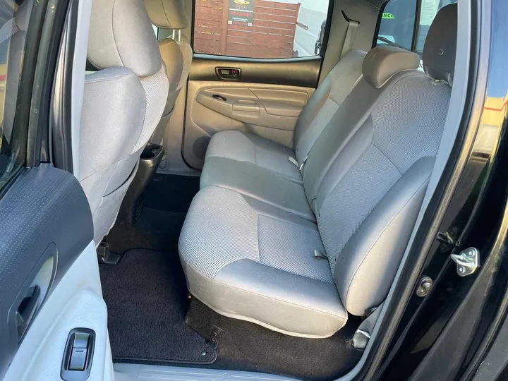 2014 TOYOTA TACOMA DOUBLE CAB Image 10