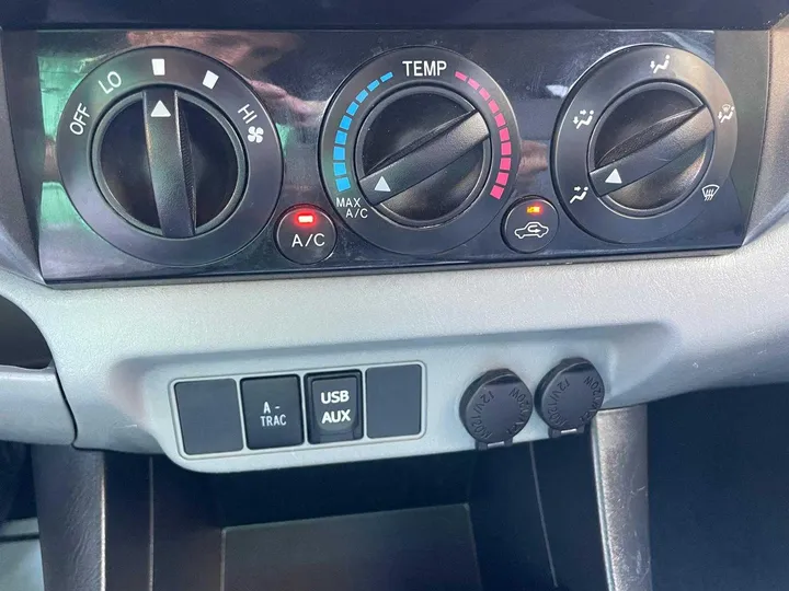 2014 TOYOTA TACOMA DOUBLE CAB Image 20
