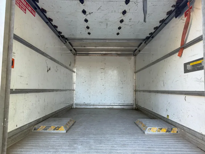2019 FORD TRANSIT CAB & CHASSIS Image 9