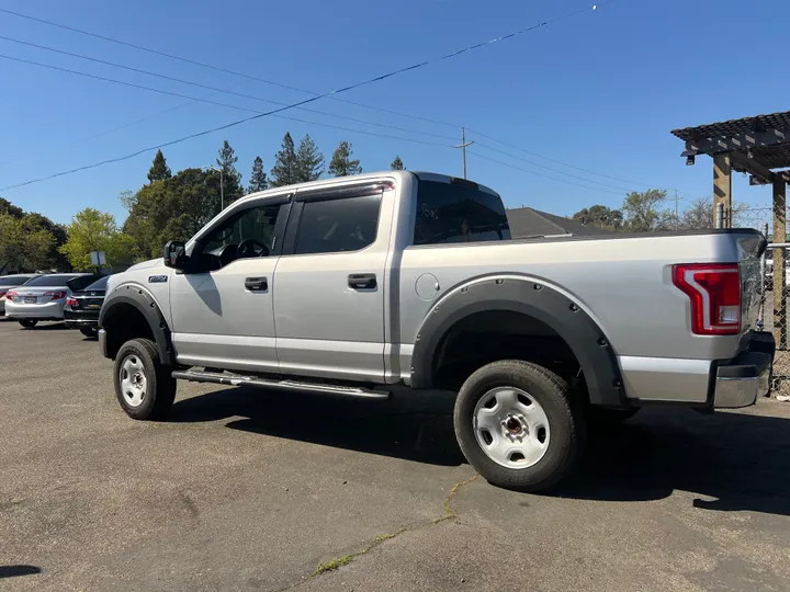 GRAY, 2015 FORD F150 SUPERCREW CAB Image 3