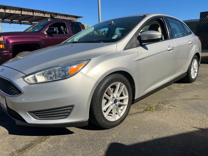 SILVER, 2016 FORD FOCUS Image 1