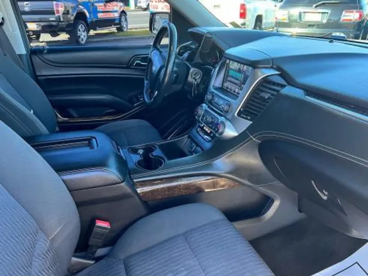 BEIGE, 2017 CHEVROLET TAHOE Image 2