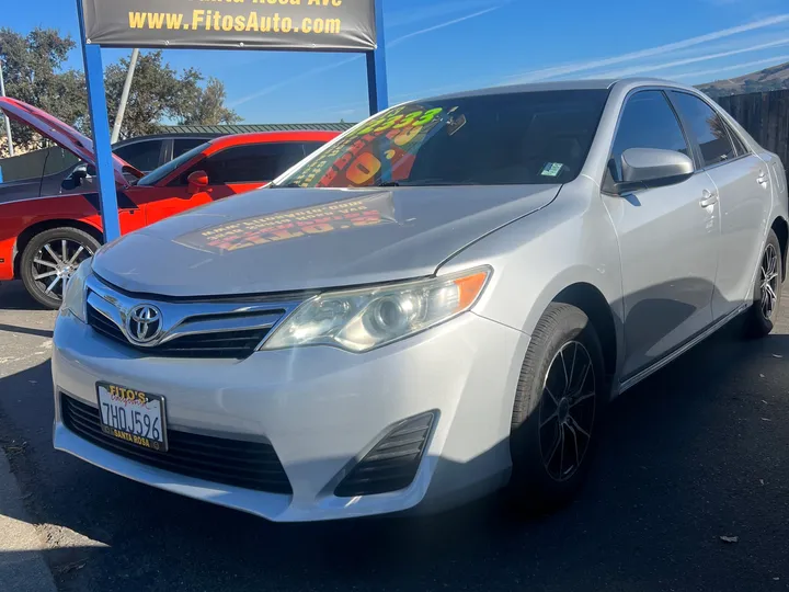 SILVER, 2013 TOYOTA CAMRY Image 2