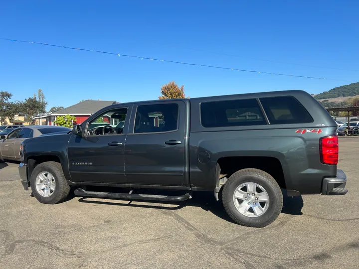 GREY, 2018 CHEVROLET SILVERADO 1500 CREW CAB Image 3