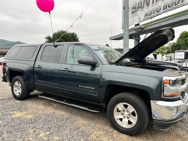 GREY, 2018 CHEVROLET SILVERADO 1500 CREW CAB Image 1