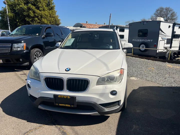 WHITE, 2014 BMW X1 Image 1