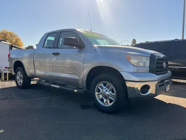 SILVER, 2008 TOYOTA TUNDRA DOUBLE CAB Image 2