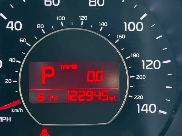 GRAY, 2016 KIA SOUL Image 8