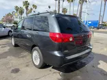 GRAY, 2006 TOYOTA SIENNA Thumnail Image 4