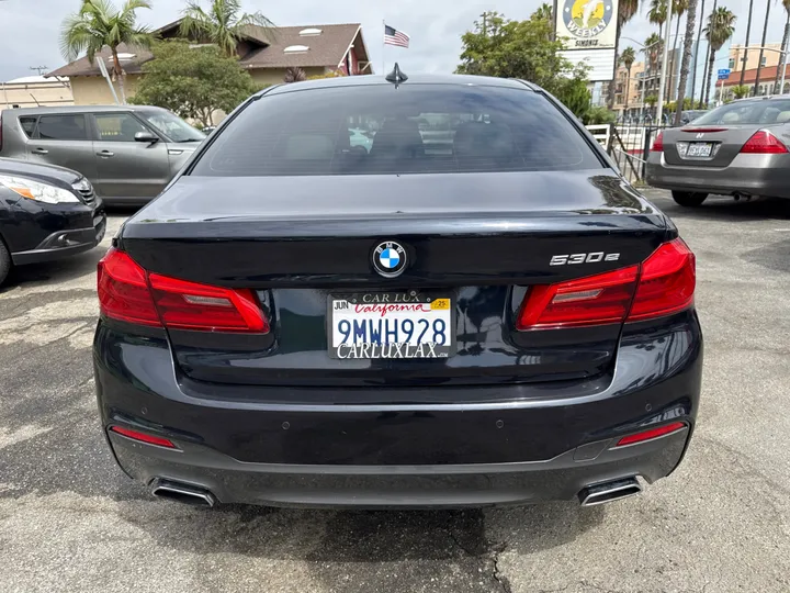 BLACK, 2018 BMW 5 SERIES Image 6