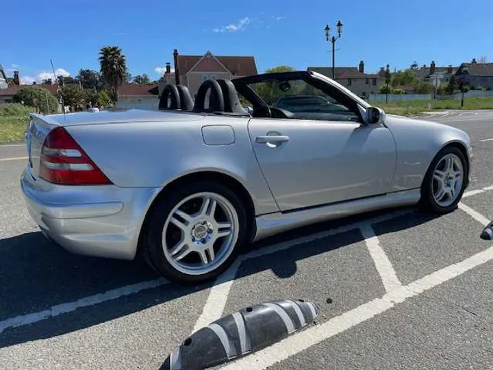 SILVER, 2002 MERCEDES-BENZ SLK-CLASS Image 8