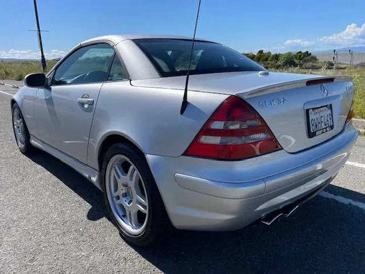 SILVER, 2002 MERCEDES-BENZ SLK-CLASS Image 15