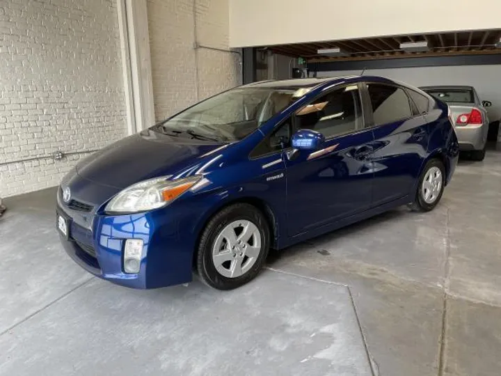 BLUE, 2010 TOYOTA PRIUS Image 2