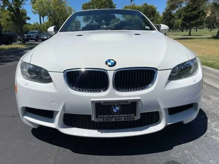 WHITE, 2010 BMW M3 Image 8