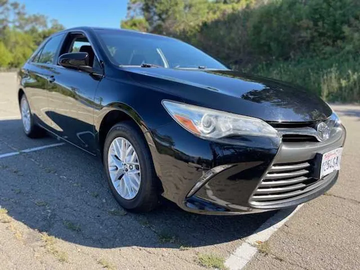 BLACK, 2017 TOYOTA CAMRY Image 5