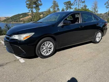 BLACK, 2017 TOYOTA CAMRY Image 