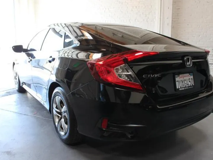 BLACK, 2016 HONDA CIVIC Image 2