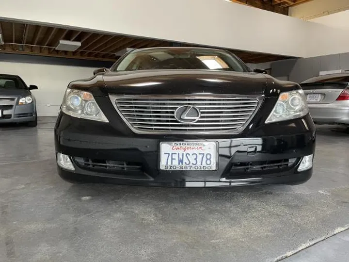 BLACK, 2007 LEXUS LS 460 Image 2