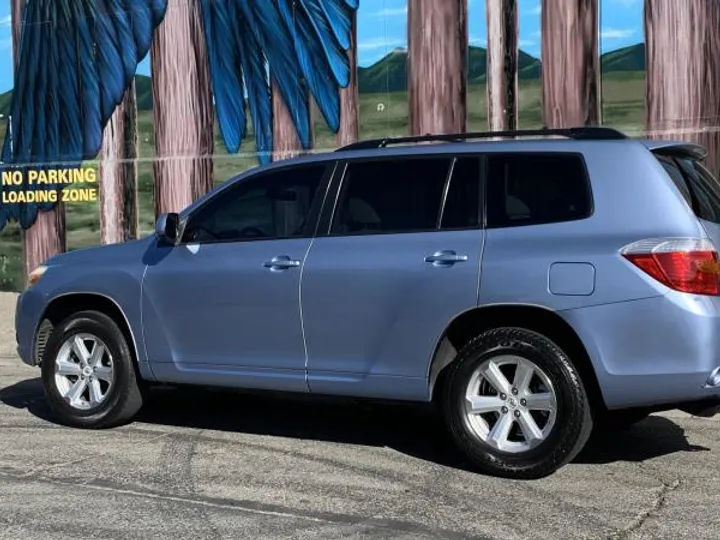 BLUE, 2008 TOYOTA HIGHLANDER Image 4