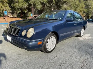 BLUE, 1997 MERCEDES-BENZ E-CLASS Image 